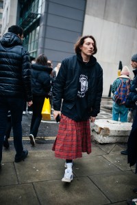 They Are Wearing: London Fashion Week Fall 2022