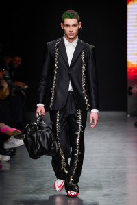 Tokyo James RTW Fall 2022