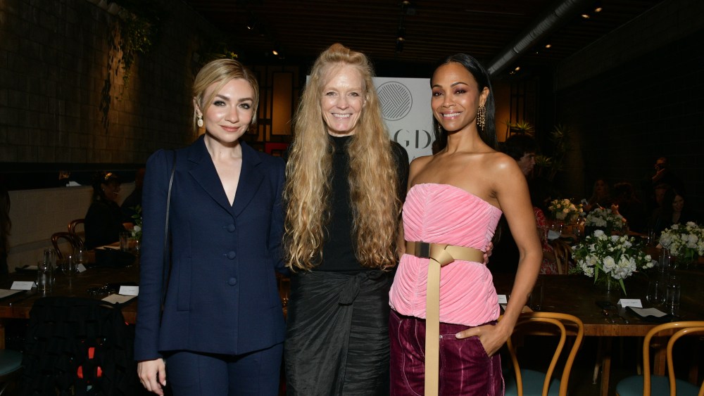 LOS ANGLOS ANGELES, CALIFORNIA - MARCH 25: Paloma Garcia-Lee, Suzy Amis Cameron and Zoe Saldana attend the RCGD Global Pre-Oscars event at SmogShoppe on March 25, 2022 in Los Angeles, California. (Photo by Araya Doheny/Getty Images for RCGD Global)ELES, CALIFORNIA - MARCH 25: Paloma Garcia Lee, Suzy Amis Cameron and Zoe Saldana attend the RCGD Global Pre-Oscars vent at Smogshoppe on March 25, 2022 in Los Angeles, California. (Photo by Araya Doheny/Getty Images for RCGD Global)