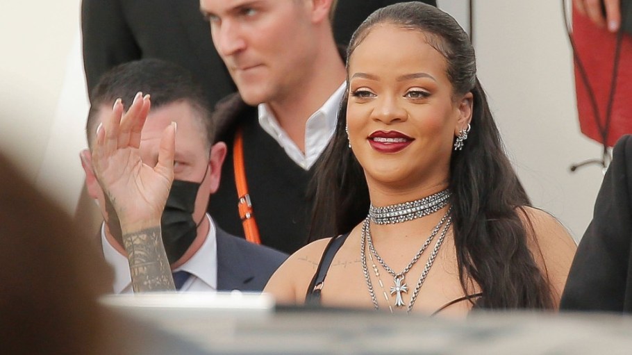Rihanna is reportedly considering taking Savage X Fenty public