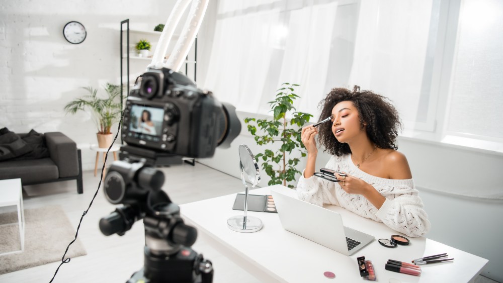 beauty influencer