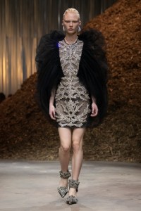 Alexander McQueen RTW Fall 2022