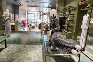 A look at the Giorgio Armani store on Rodeo Drive.