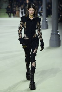 Balmain RTW Fall 2022