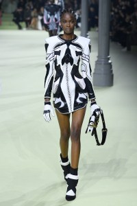 Balmain RTW Fall 2022