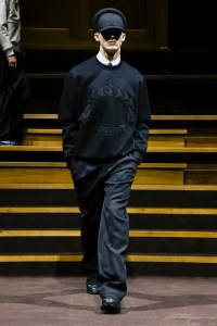 Burberry RTW Fall 2022