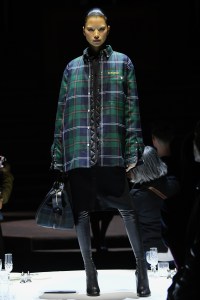 Burberry RTW Fall 2022