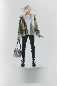 Carla Loves Karl Lagerfeld RTW Fall 2022