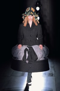 Comme des Garçons RTW Fall 2022