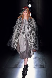 Comme des Garçons RTW Fall 2022