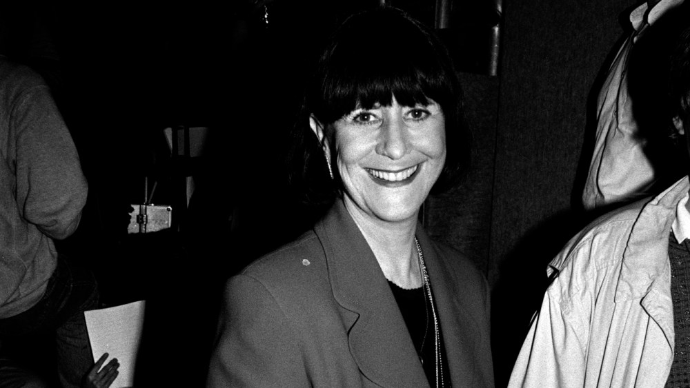 Elsa Klensch at the Donna Karan sSpring 1994 show.
