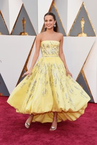 Alicia Vikander in Louis Vuitton at the 2016 Oscars 