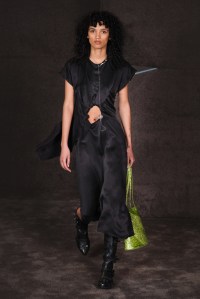 220301 Kiko Kostadinov SS22

Credit: Ben Broomfield
Credit Social: @photobenphoto
Copyright: Ben Broomfield Photography
07734 852620
photo@benbroomfield.com
www.benbroomfield.com