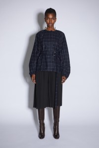 Lutz Huelle RTW Fall 2022