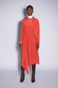 Lutz Huelle RTW Fall 2022