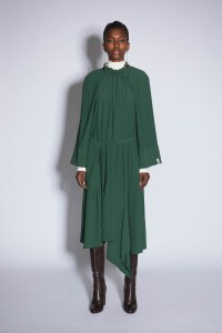 Lutz Huelle RTW Fall 2022