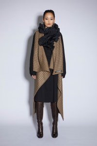 Lutz Huelle RTW Fall 2022