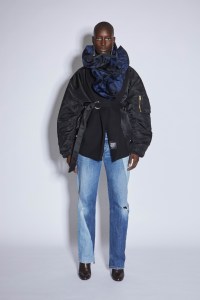 Lutz Huelle RTW Fall 2022