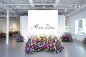 A look at the Miss Dior pop-up .