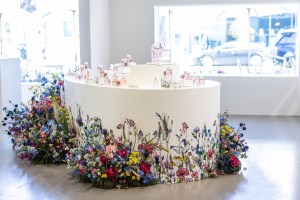 A look at the Miss Dior pop-up .