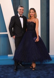 Cash Warren and Jessica Alba at the Vanity Fair Oscar Party held at the Wallis Annenberg Center for the Performing Arts on March 27th, 2022 in Beverly Hills, California.