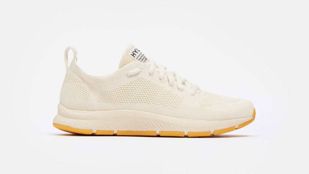 Hylo's running shoe made from corn fiber and natural rubber.