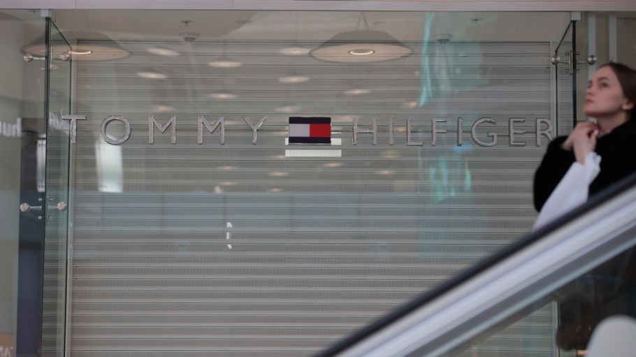 PVH reported a 16 percent revenue rise in the fourth quarter to $2.43 billion, despite continued supply chain and logistics disruptions.