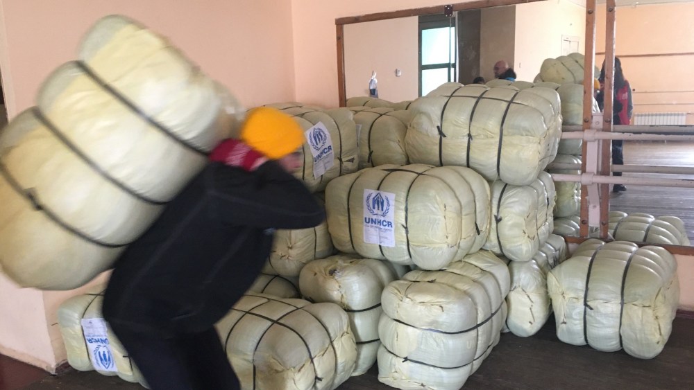 Aid delivered to Kryvyi Rih. ; Aid delivered to Kryvyi Rih: 2,000 blankets, 500 sleeping mats, 200 jerry cans, 100 kitchen sets. As people are fleeing the military offensive for safety and shelter, UNHCR is in constant touch with IDP communities across Ukraine, to identify needs and prepare responses.