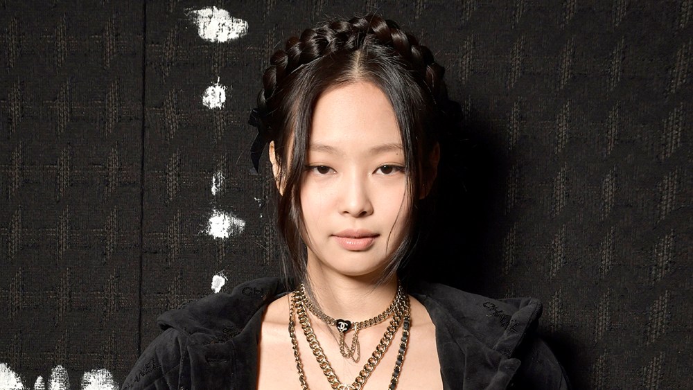 Front Row at Chanel RTW Fall 2022