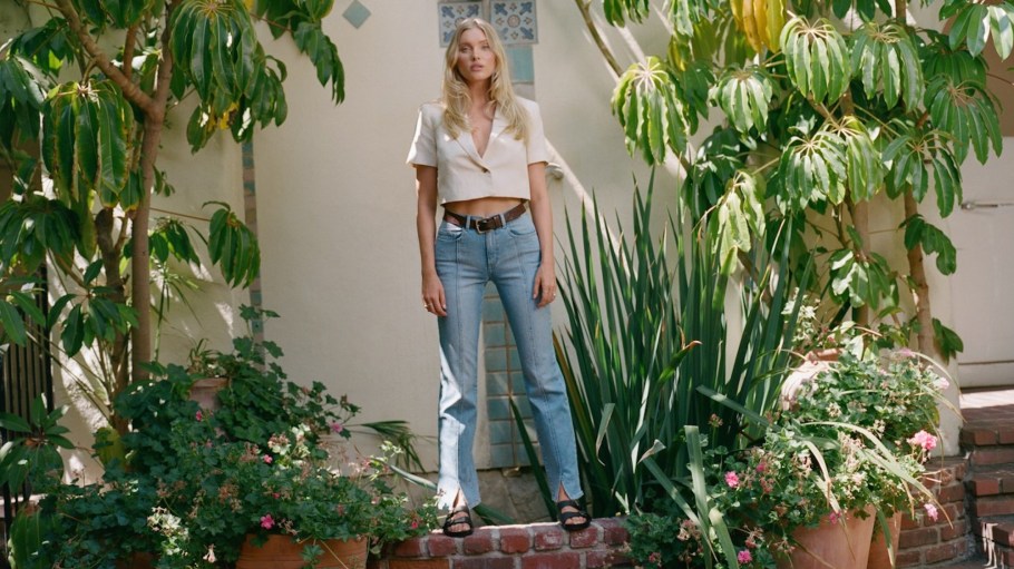 New NPD data showed straight-leg jeans are the new top-selling fit among women in the U.S., beating out the longtime-favorite skinny jeans.