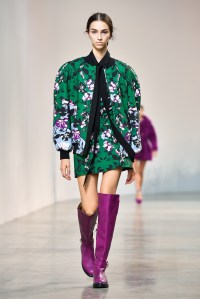 Elie Saab RTW Fall 2022