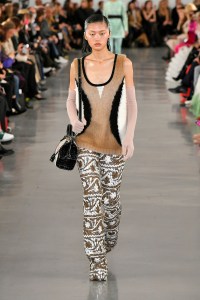 Giambattista Valli RTW Fall 2022