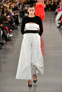 Giambattista Valli RTW Fall 2022