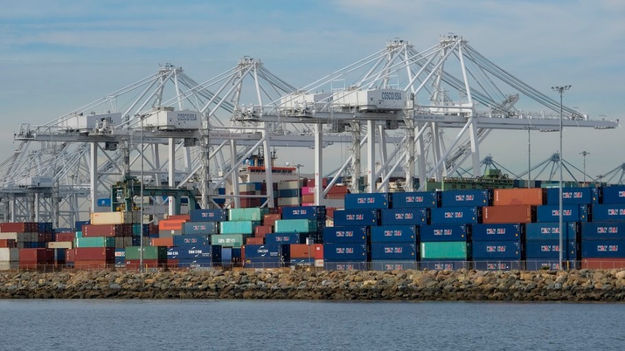 Data from Drewry, digital freight forwarder Shifl and Container xChange offers insight into what's happening with ocean freight rates.
