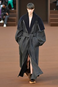 Loewe RTW Fall 2022
