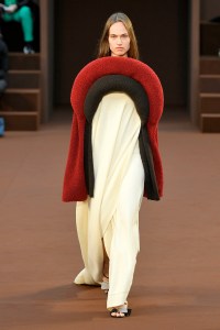 Loewe RTW Fall 2022