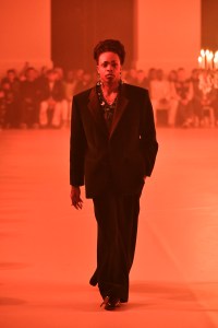 Off-White High Fashion Fall 2022
