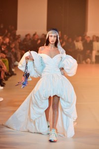 Off-White High Fashion Fall 2022