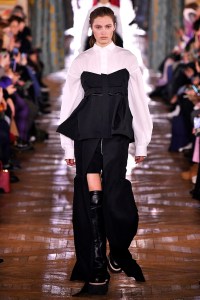 Sacai RTW Fall 2022