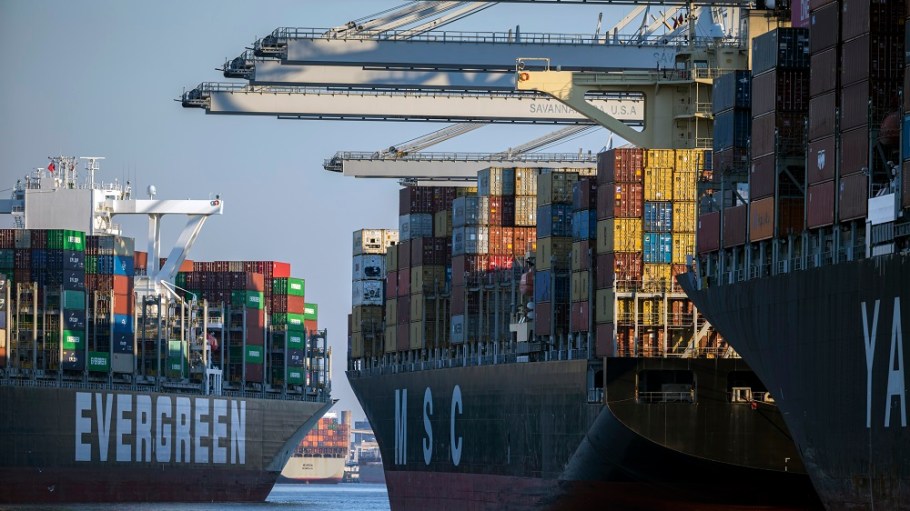 The White House launched the Freight Logistics Optimization Works, meant to improve freight information exchange in the goods supply chain.