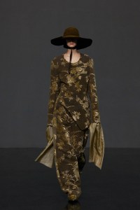Uma Wang RTW Fall 2022