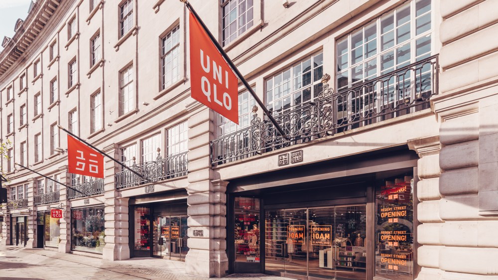 Uniqlo Regent Street store facade