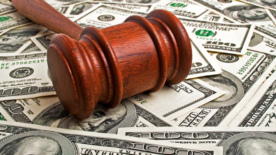 Jaimie Hernandez’s class-action complaint alleges women’s apparel retailer Dressbarn used “fictitious” original prices to trick consumers.