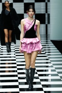 Emporio Armani RTW Fall 2022