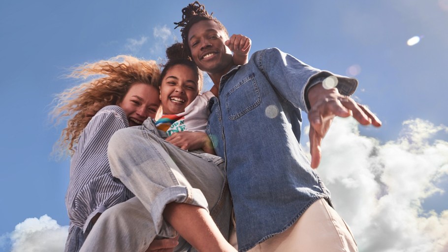 Madewell, Old Navy, Uniqlo and more are using Earth Day as an opportunity to promote circularity and responsible purchases.