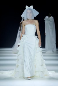 Viktor & Rolf Mariage Spring 2023