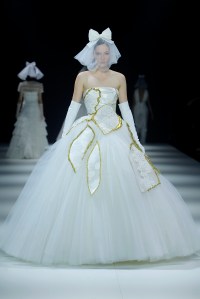Viktor & Rolf Mariage Spring 2023