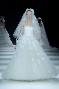 Viktor & Rolf Mariage Spring 2023