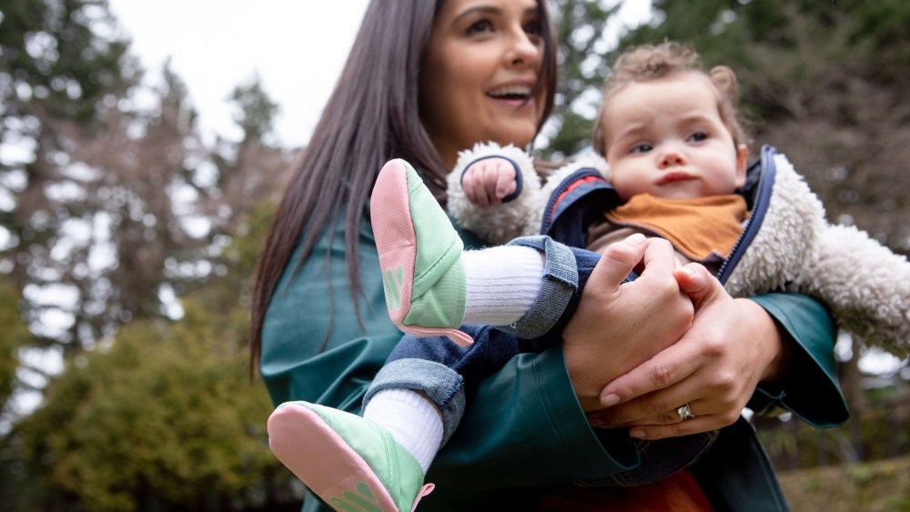 Woolybubs baby shoes dissolve when boiled in water for 40 minutes.
