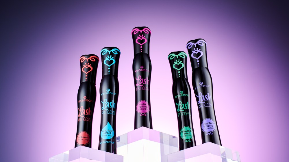 Mascara range by Essence.